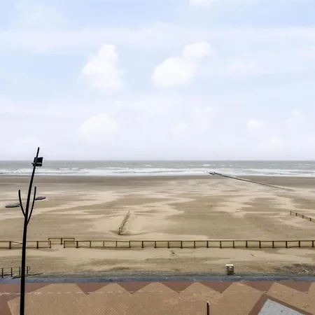Lejlighed In Blankenberg With Sea Views Blankenberge
