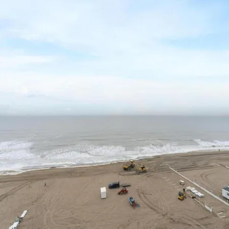 In Blankenberg With Sea Views Blankenberge