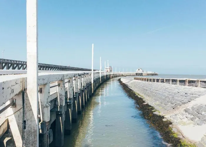 Lejlighed In Blankenberg With Sea Views *